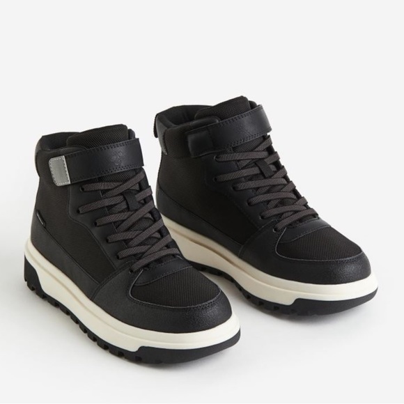 NWT H&M Waterproof High Tops. Youth & Men’s size 6, Women’s size 7.5. UNISEX - Picture 8 of 11